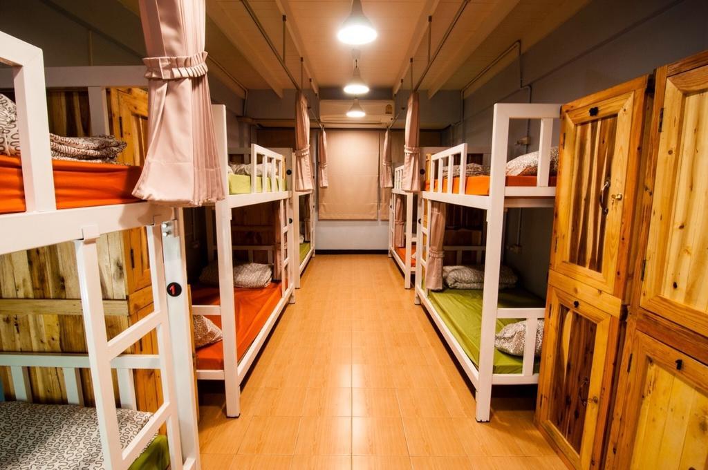 Eat-Ting Hostel Bang Sao Thong Εξωτερικό φωτογραφία
